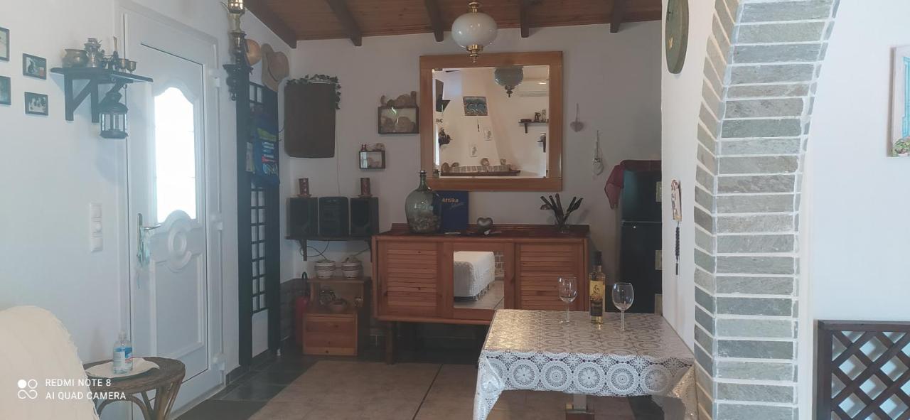 Ekali-Haus Villa Nea Iraklia Luaran gambar