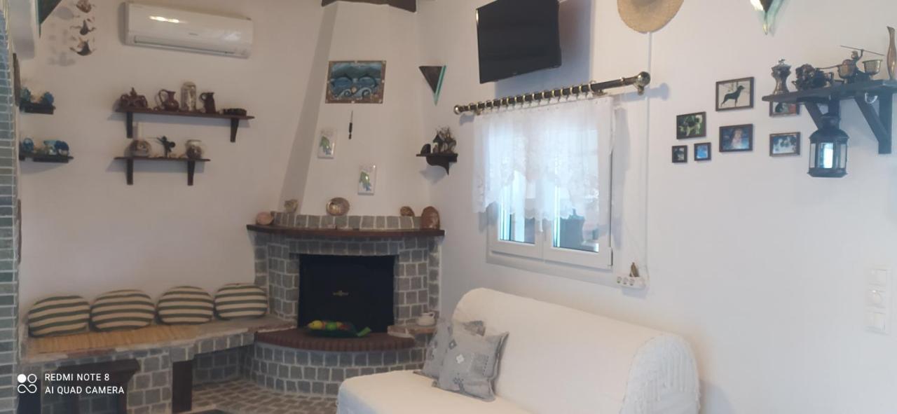 Ekali-Haus Villa Nea Iraklia Luaran gambar