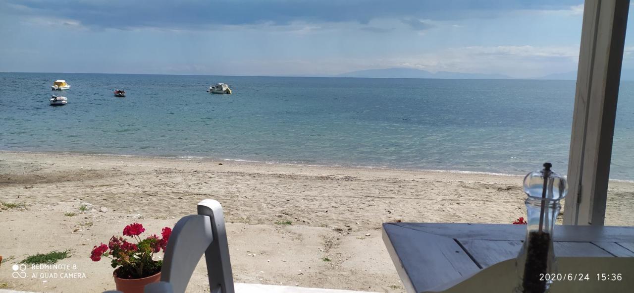 Ekali-Haus Villa Nea Iraklia Luaran gambar
