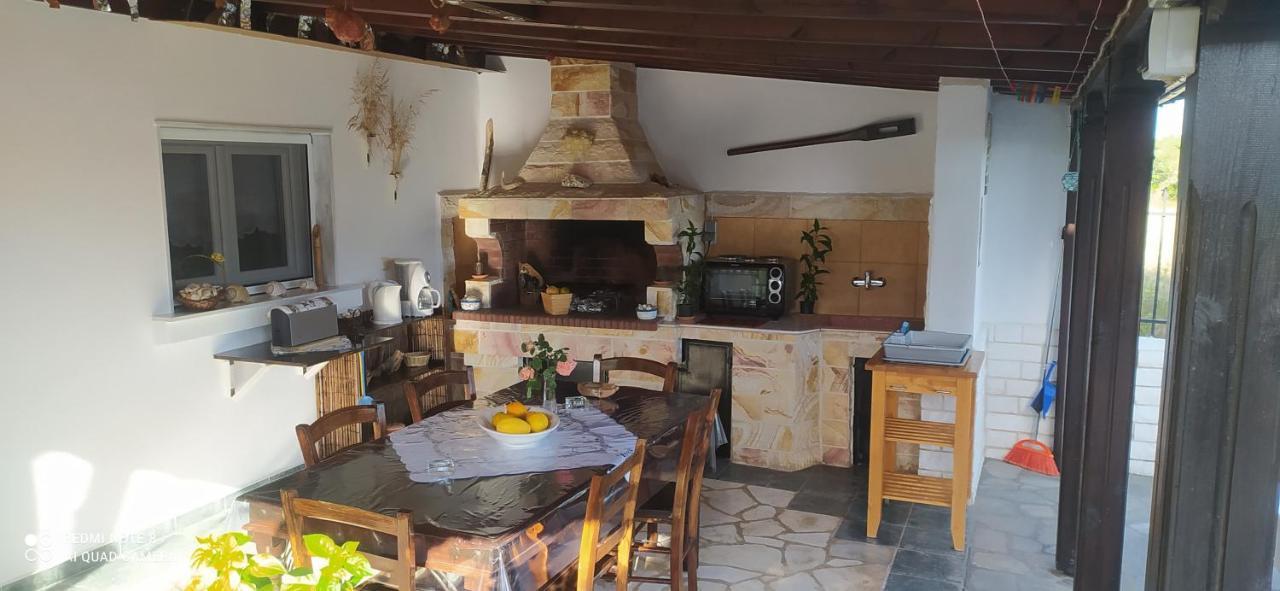Ekali-Haus Villa Nea Iraklia Luaran gambar